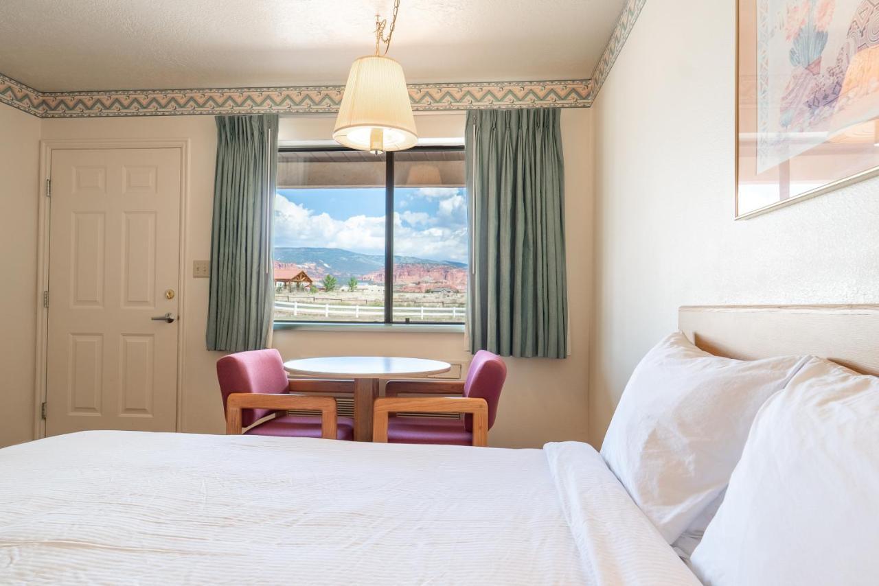 Motel Torrey Eksteriør bilde